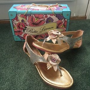 Poetic License Sandals. Flower Detail. Silver Gold